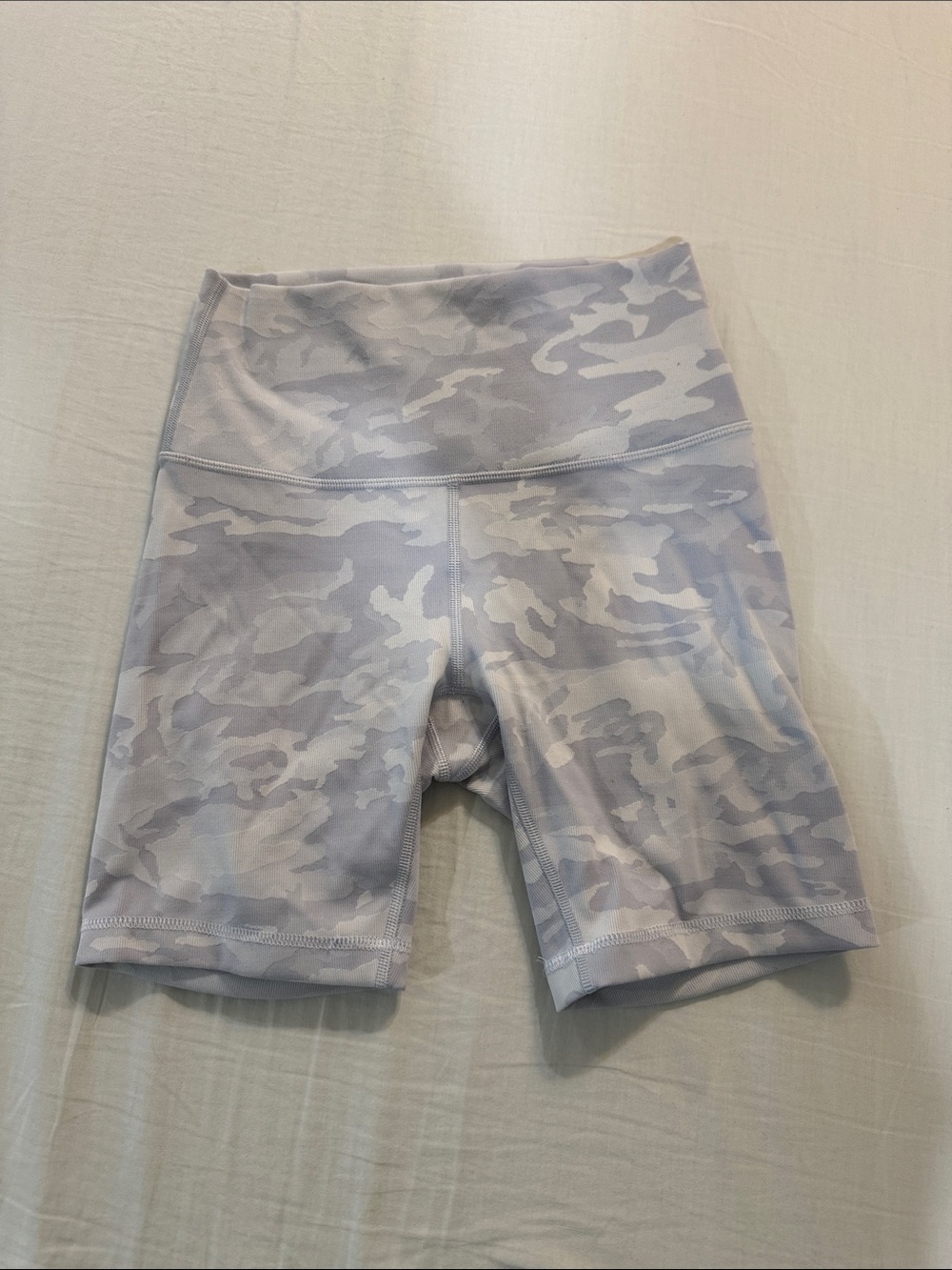 Lulu Lemon Wunder Under 4” Light Camo Biker Shorts